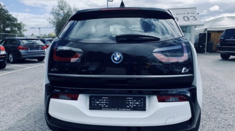 BMW i3 (120Ah) Voll-Elektroauto Reichweite 350 km