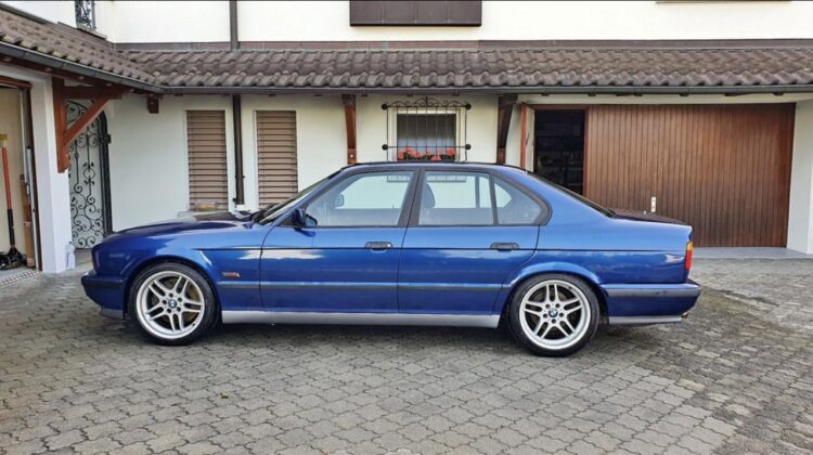 BMW M5 E34