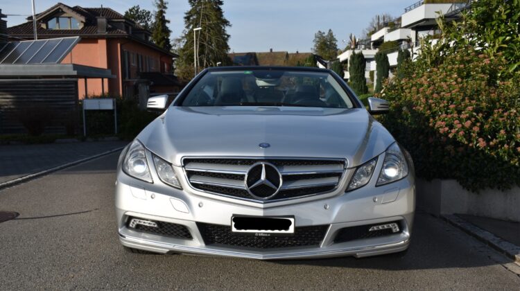 MERCEDES-BENZ E 250 CGI BlueEfficiency Automatic