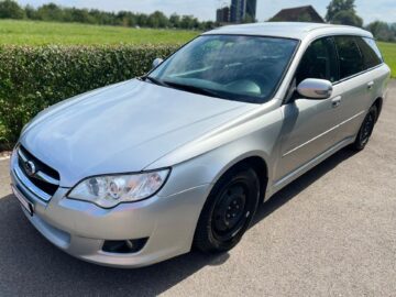 SUBARU Legacy 2.0R AWD Swiss