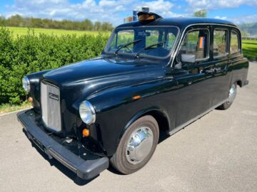 LTI England Taxi